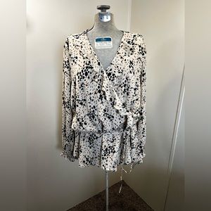 Ophelia Roe New White w/Black Dots & Gold Seeds Pattern LS Wrap Front Blouse